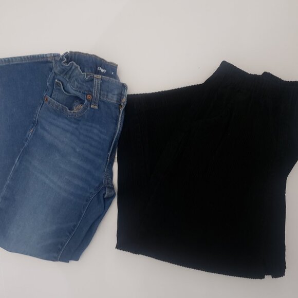 Bundle 2 pair Sz 7 Old Navy Jeans & KRU Corduroy Pants EXC Cond      B34 - Picture 1 of 4